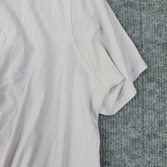 Lululemon Back In Action Shirt Womens 8 Light Purple Short Sleeve Athletic Yoga - Picture 5 of 5
